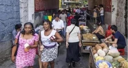 广州的30万非洲黑人,为什么都慢慢离开了?看完让人恍然大悟